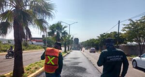 Trabajos de reencarpetado y bacheo continúan en la ciudad