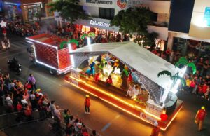 Culiacán brilla con la Novena Edición del Desfile Navideño: ‘Vive una Noche de Estrellas’