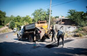 Obras de pavimentación benefician vialidades en cuadrantes diversos