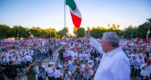 Gobernador destaca reducción de índice de pobreza