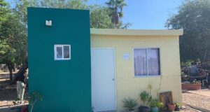 Entrega Ayuntamiento 69 acciones de vivienda en Sanalona, Emiliano Zapata y Aguaruto