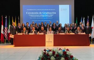 Mujeres se interesan más en incorporarse a las instituciones de seguridad; se gradúan de UNIPOL 33 mujeres