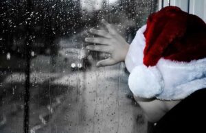 Cualquier persona puede ser propensa a padecer los síntomas de la Depresión Decembrina, advierte psicólogo universitario