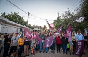 Dan banderazos de inicio para la pavimentación de tres calles