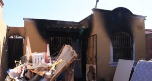 DIF atiende oportunamente a persona afectada tras perder su casa en un incendio