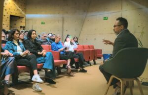 Con la participación del artista Abraham Cruzvillegas, inauguran Conversaciones en el Jardín