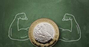 Peso fuerte y gasolina barata