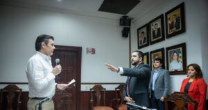 Rinden protesta nuevo secretario del Ayuntamiento y regidores suplentes