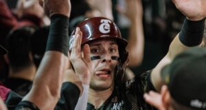 Culichi Joey Meneses da su primer jonrón del Spring Training