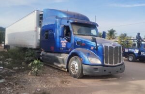 Grupo Élite de la Policía Estatal recupera tráiler robado en EUA