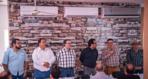 “En los hechos, seguiremos demostrando que somos aliados de los transportistas”: Juan de Dios Gámez