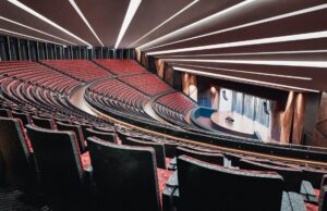 Construiremos un teatro totalmente techado y equipado con capacidad de 7 mil asistentes: Juan de Dios Gámez