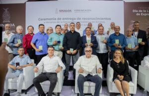 Reconocen a decanos de la fotografía periodística en Sinaloa