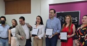 Reciben Paola Gárate, Bernardino Antelo, Irma Moreno y Gómer Monárrez constancia como diputados locales.