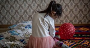 Urge sensibilizar sobre el sufrimiento de menores que padecen maltratos físicos, mentales y emocionales en situaciones de guerra y conflictos