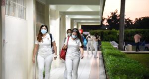 ¡En la UAS entran todos! Ratifica cobertura universal con apertura de 650 nuevos espacios en Grupo A de Medicina y 100 en Fisioterapia