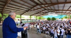 La educación es para formar ciudadanos y ciudadanas de bien: Rocha Moya