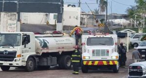 Autoridades actúan como primer respondiente tras explosión de gasera en la col. Juntas de Humaya