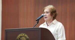 ¡Se va de la Fiscalía de Sinaloa! Sara Bruna Quiñónez Estrada presentó su renuncia