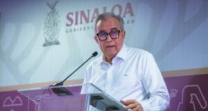 Llama Rocha Moya a no generar alarmas