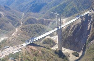 Investiga especialista estado estructural de puentes El Carrizo y Río Papaloapan