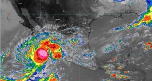 Se debe vigilar la depresión tropical 9E, que en las próximas horas puede traer lluvias importantes para Sinaloa