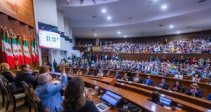 Instalan la Sexagésima Quinta Legislatura; Acude el gobernador Rocha a la sesión solemne