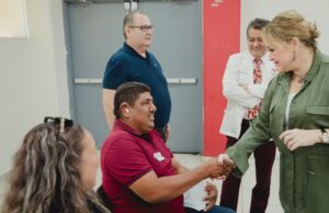 Entrega el sistema DIF Sinaloa auxiliares auditivos en coordinación con la fundación Telmex-Telcel