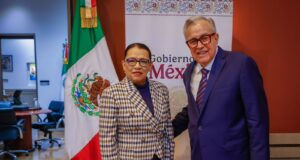 Se reúnen Rocha Moya y Rosa Icela Rodríguez en SEGOB; analizan pacificación en Sinaloa