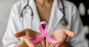 Entre 2019 y 2022, las muertes de mujeres con cáncer de mama se triplicaron: Paola Gárate.