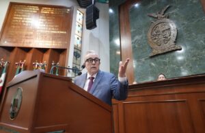 Soy hombre que no deja inconclusos sus compromisos, y hoy, el mayor de ellos es restaurar la paz y la tranquilidad: Rocha