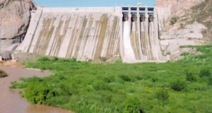 Algo extremo y difícil de explicar la pérdida de agua en la presa Huites
