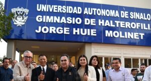 Reitera Rocha su compromiso de seguir apoyando en todo a la UAS
