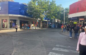 Gobierno del estado apoyará a los pequeños y medianos comerciantes culiacanenses: Rocha Moya