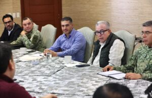Encabezan Rocha Moya y García Harfuch reunión de la Mesa de Construcción de la Paz