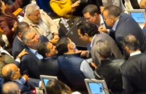 Exhiben conducta primitiva en el Senado