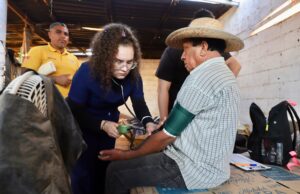 Casi 2 mil jornaleros visitados en recorrido de cuarterías de Adolfo Ruiz Cortines y Juan José Ríos