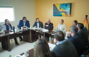 Gobernador Rocha se reúne con integrantes de la Intercamaral de Mazatlán