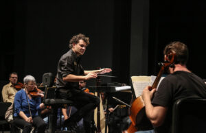 Homenaje a Tchaikovsky, con la OSSLA, este jueves; dirige Alexandre Da Costa