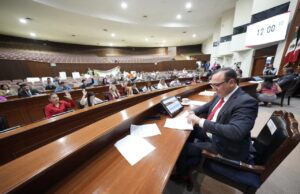 Proponen diputadas y diputados dos iniciativas; Una a favor de personas que laboran en actividad agrícola