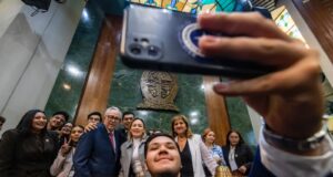 “En ustedes descansa el presente y futuro de nuestra democracia”, expresa el gobernador Rocha al instalar el Parlamento Juvenil