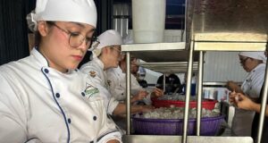 ¡Sentido humanista! Estudiantes de Gastronomía de la UAS listos para aportar su talento en “El propinón”