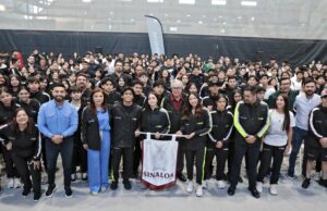 “Tenemos nivel de competencia de alto rango”, asegura Rocha, al abanderar delegación rumbo a Olimpiada Nacional