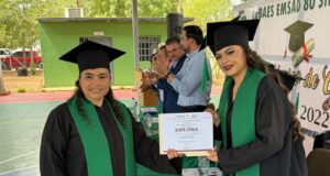 Cuando los sueños se comparten, se alcanzan: familia culmina el bachillerato en COBAES 80 “Siete Ejidos”
