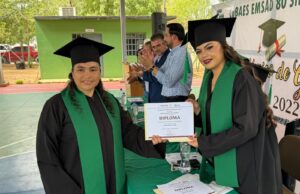 Cuando los sueños se comparten, se alcanzan: familia culmina el bachillerato en COBAES 80 “Siete Ejidos”