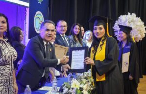 Reconoce el Rector de la UAS Madueña a nuevos egresados de la FCEA y Extensión Sinaloa de Leyva