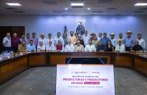 Gobernador Rocha y Secretario Berdegué valoran con productores condiciones de comercialización del maíz 2026