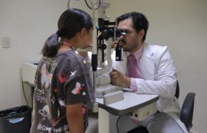 ¡Mucho ojo! La presbicia puede aparecer a partir de los 40 años