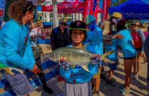 Más de 50 niñas y niños participaron en el Torneo Infantil de Pesca de Orilla Deportes Alexterior, en Mazatlán