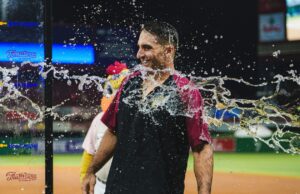 La serie se queda en casa de Tomateros